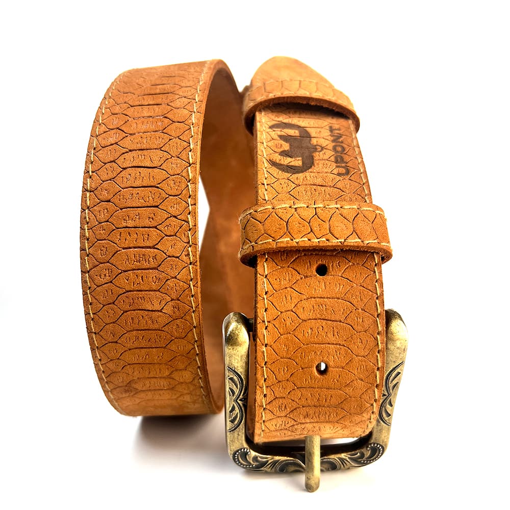 Ремень "Шепот Кобры" вид вертикально